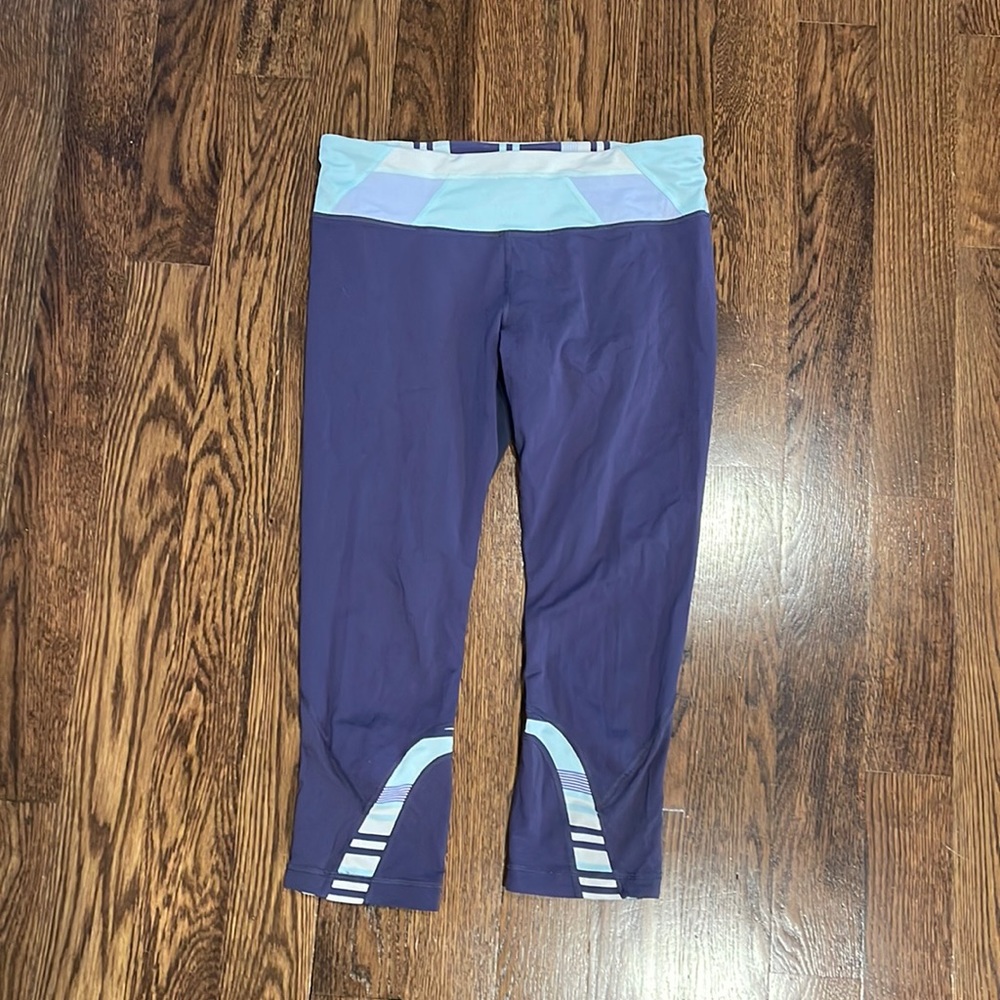 Lululemon crop leggings, size 10